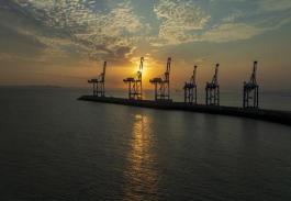 中國(guó)廣東廣州到美國(guó)薩凡納海鐵聯(lián)運(yùn)大宗商品